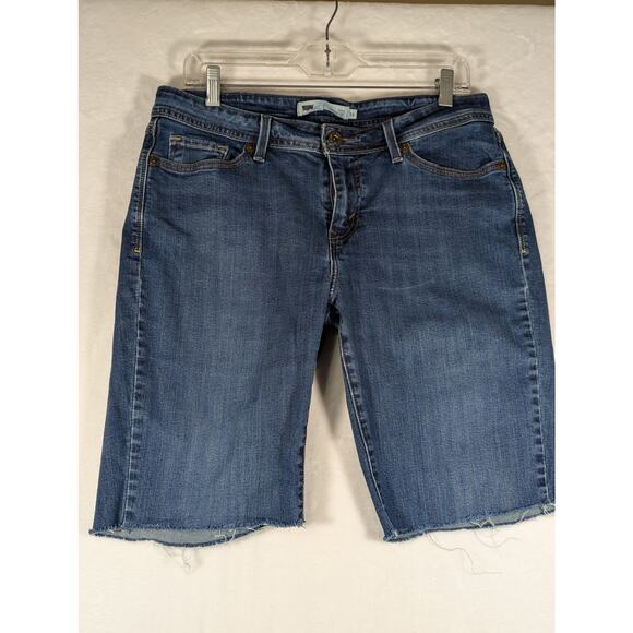 Levi s Curvy Shorts Sz14 Style525 W33"Hips40 "Ins11"Rise 9.5"Cut off - Picture 1 of 8